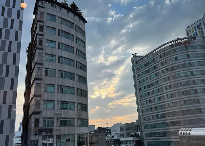 Brand New ! Luxury At Euljiro-5ga 公寓 *